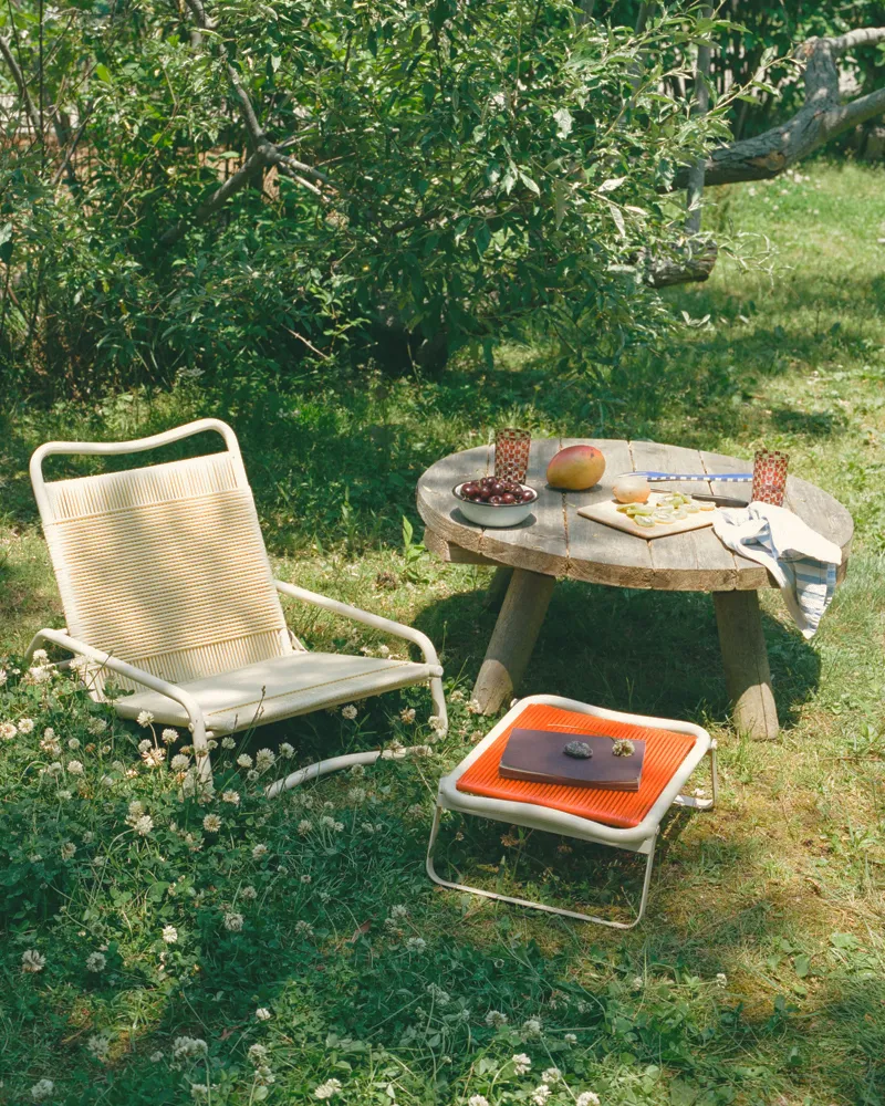ITA Leisure Chair And Table