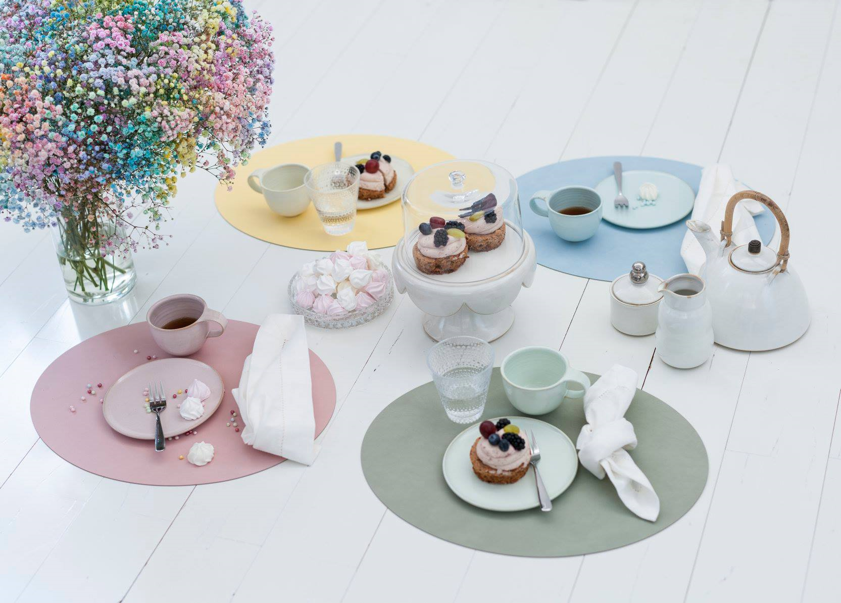LindDna Pastel Collection